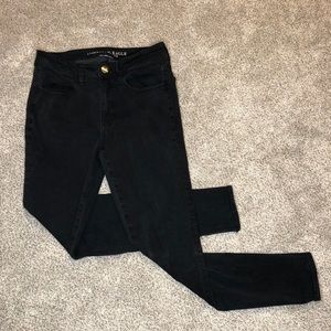 American Eagle Black Hi-Rise Jegging